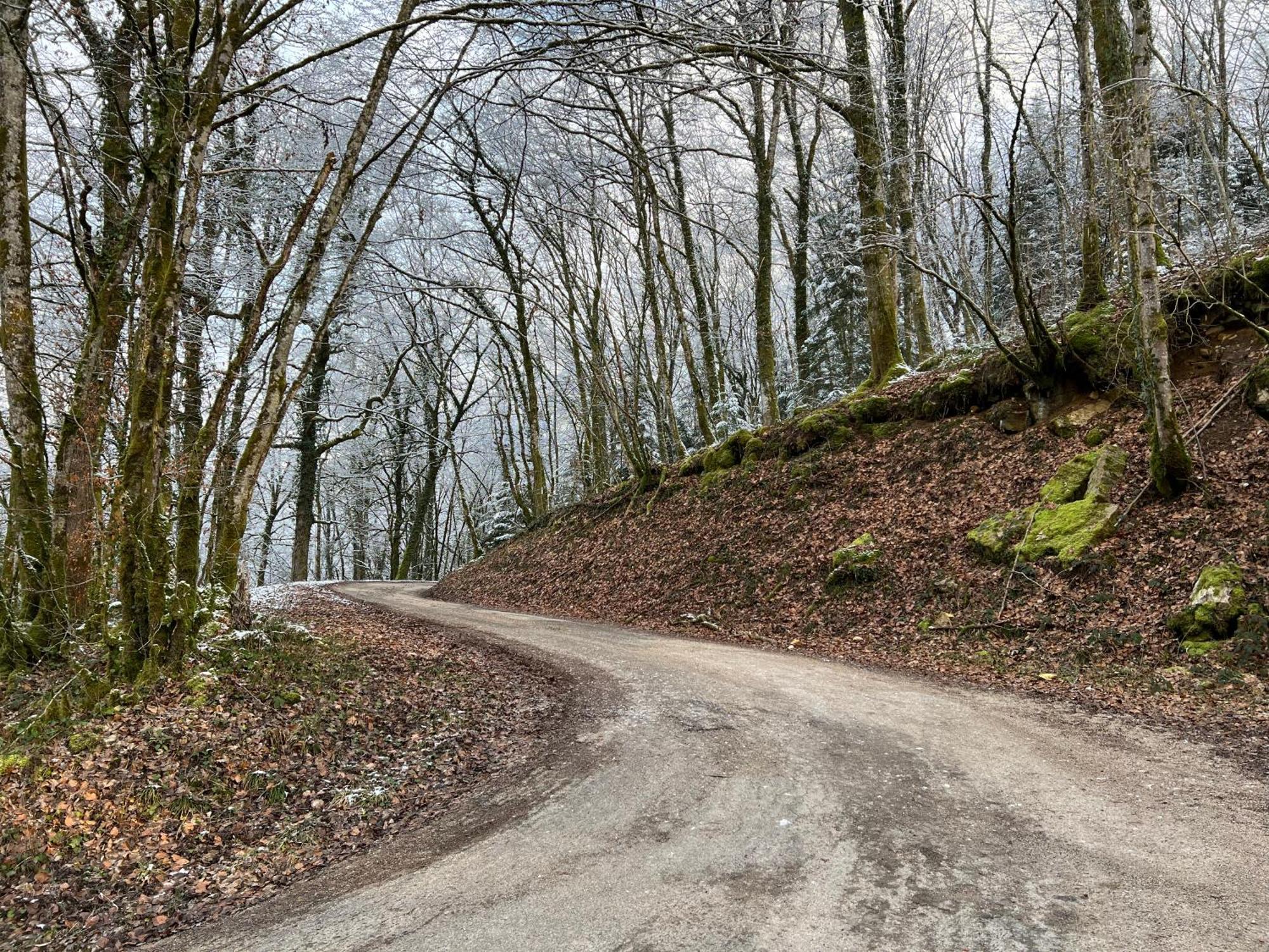 Appartamento Aux Songes D'Elise Belmont  Esterno foto